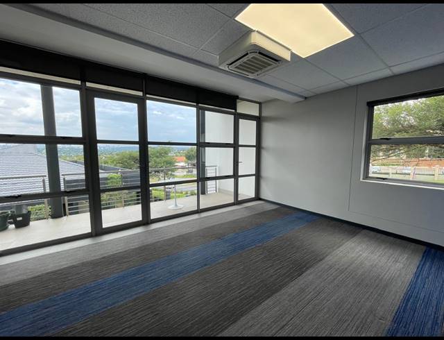 358M² OFFICE TO LET IN BRYANSTON